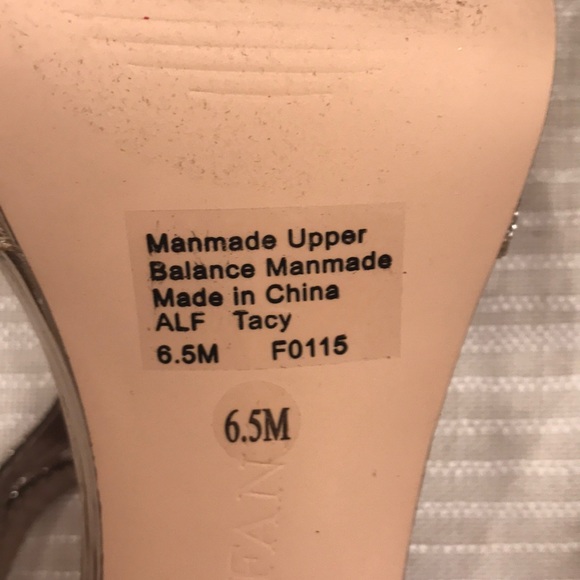 👠 Stunning Alfani  Sparkly Gold Heels 6.5m EUC 👠 - Picture 8 of 8